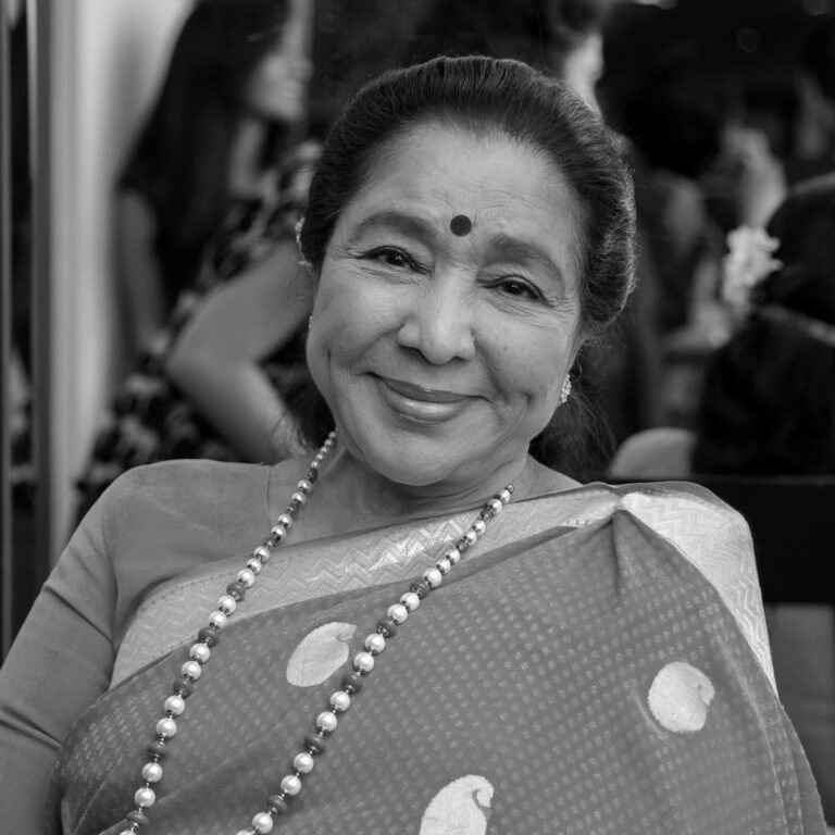 asha_bhosle_bw
